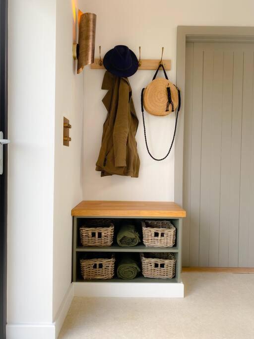 Linseed Barn- Stamford Holiday Cottages Экстерьер фото