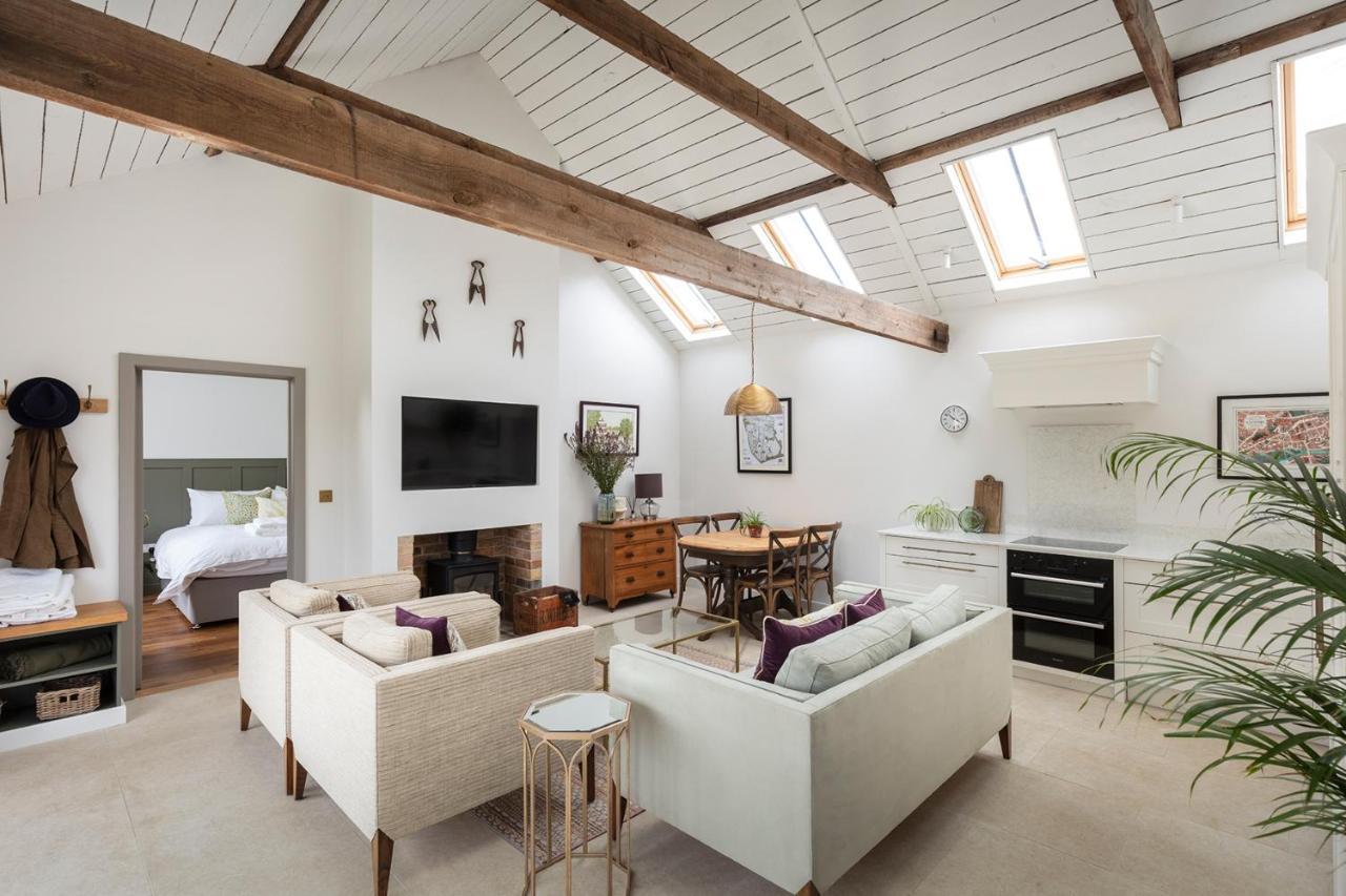 Linseed Barn- Stamford Holiday Cottages Экстерьер фото